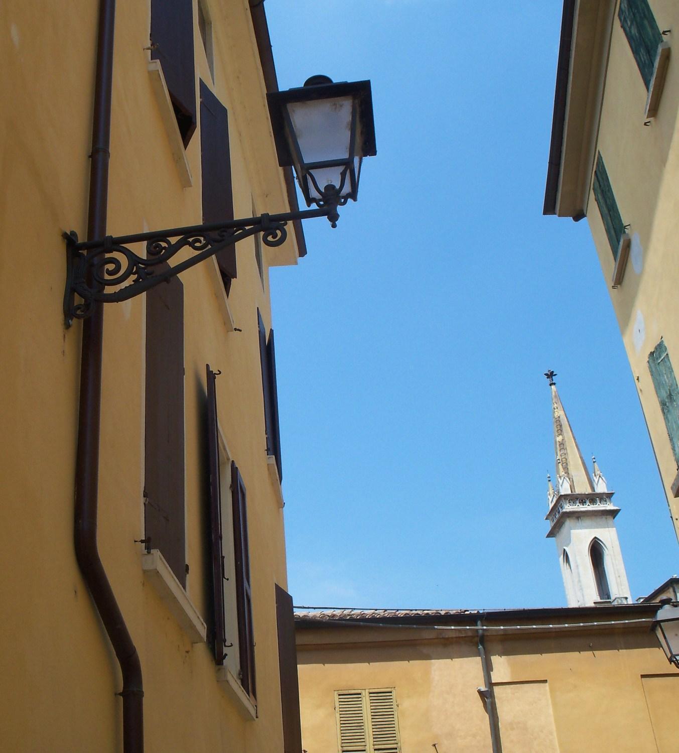 Hotel Ariosto Centro Storico Reggio Emilia Exterior foto